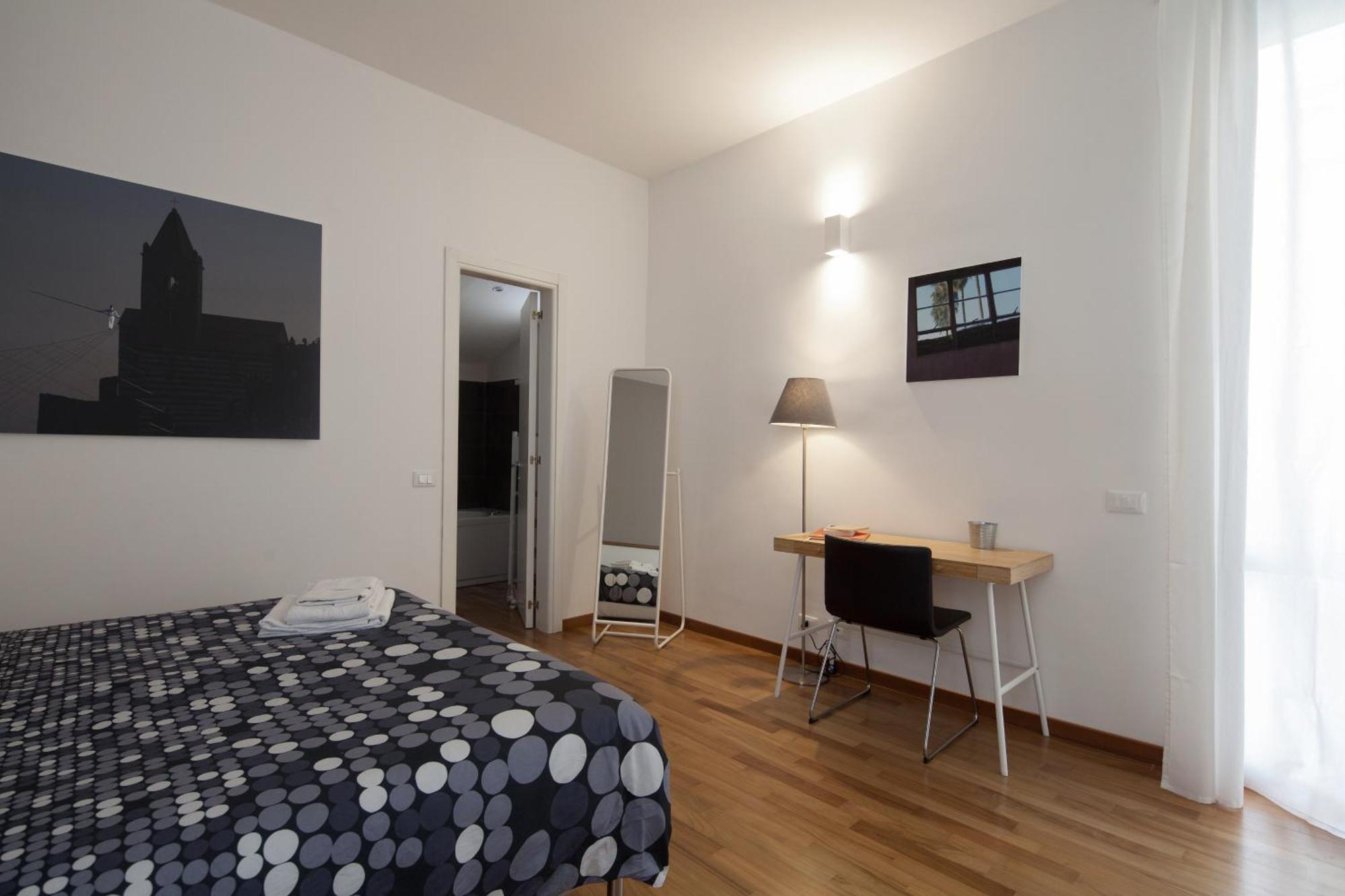 Cv5 - La Spezia City Center - Wide Modern Apartment Walking Distance To The Station To Cinque Terre - Big Terrace On The Roofs Zewnętrze zdjęcie